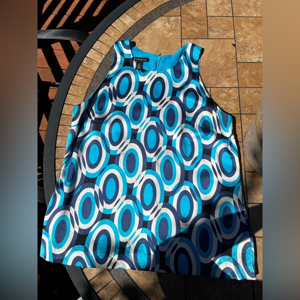 Blue Geometric Pattern Women's Top 100% silk - Picture 15 of 15